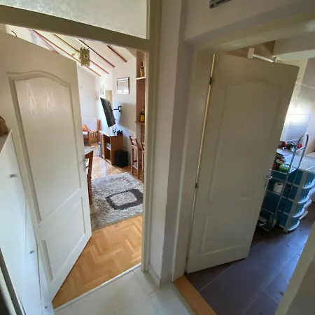 Markus Apartment *